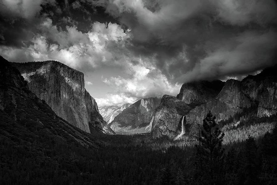 Storm Arrives in the Yosemite Valley Photograph by Raymond Salani III