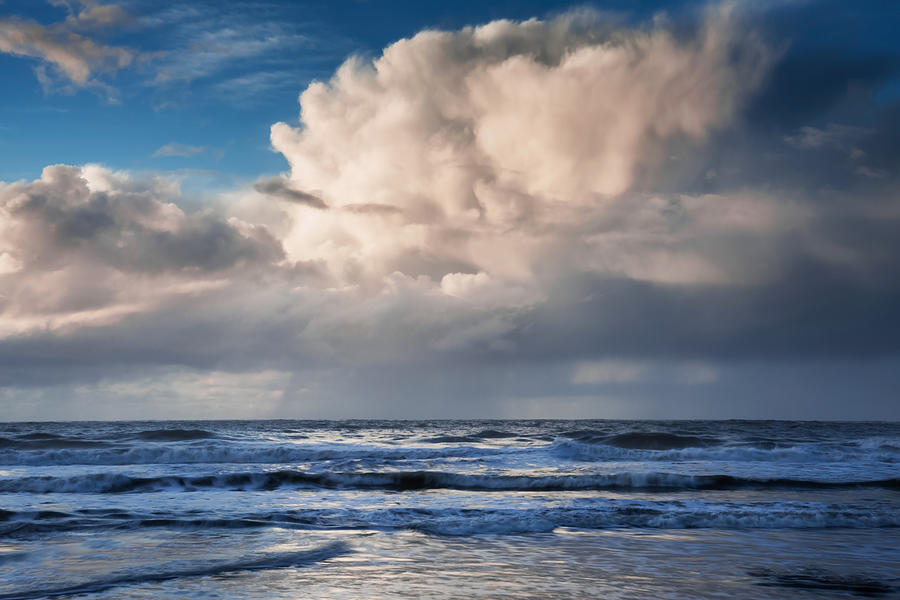 Storm Cloud Over The Pacific Photograph by Mark Alder