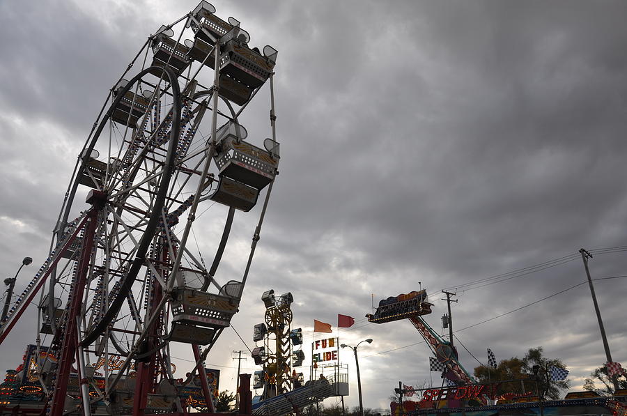 Stormy Ferris Wheel Photograph by Daniel Ness
