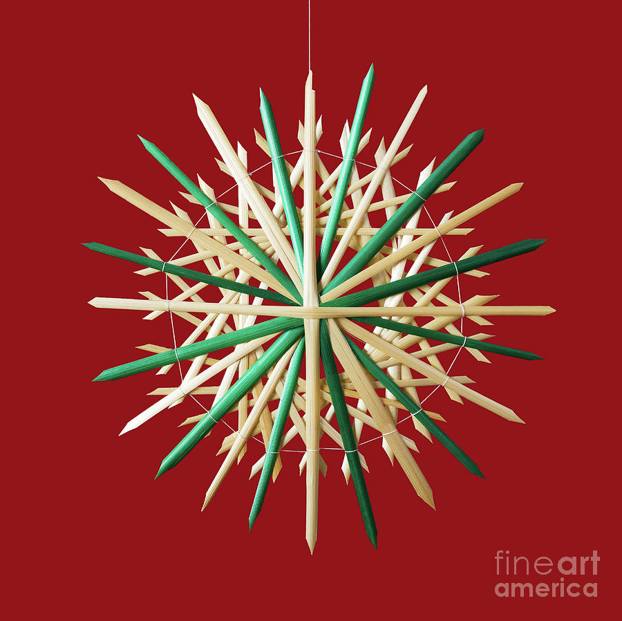 https://images.fineartamerica.com/images/artworkimages/mediumlarge/1/straw-star-christmas-decoration-over-red-peter-hermes-furian.jpg