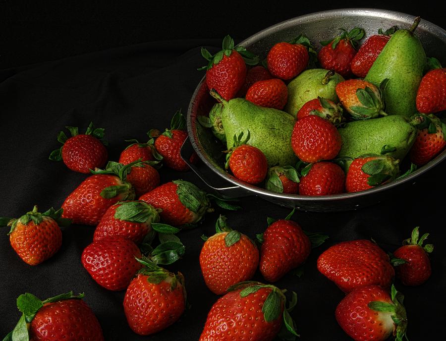 Strawberries and Pears Photograph by Richard Rizzo