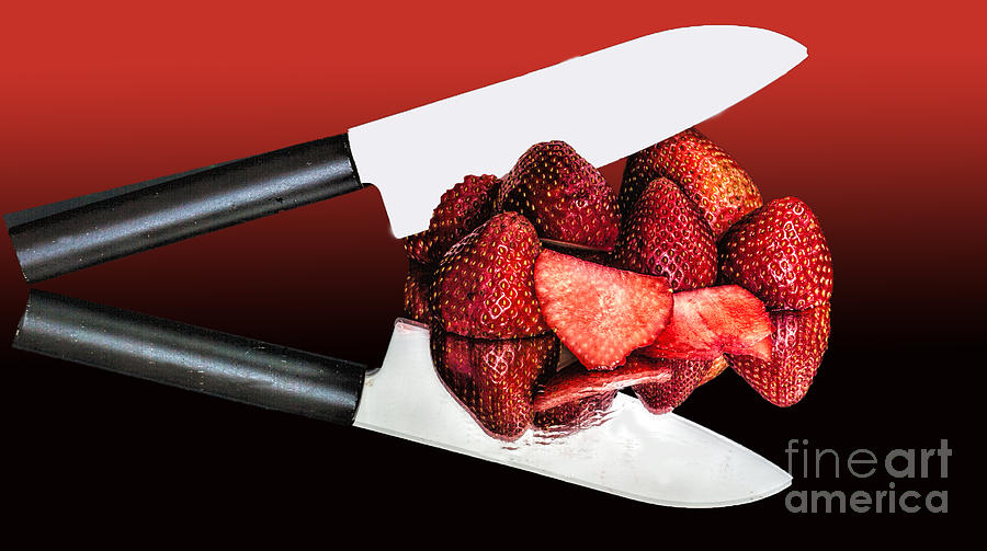 Strawberry Photograph - Strawberry Snack by Shirley Mangini