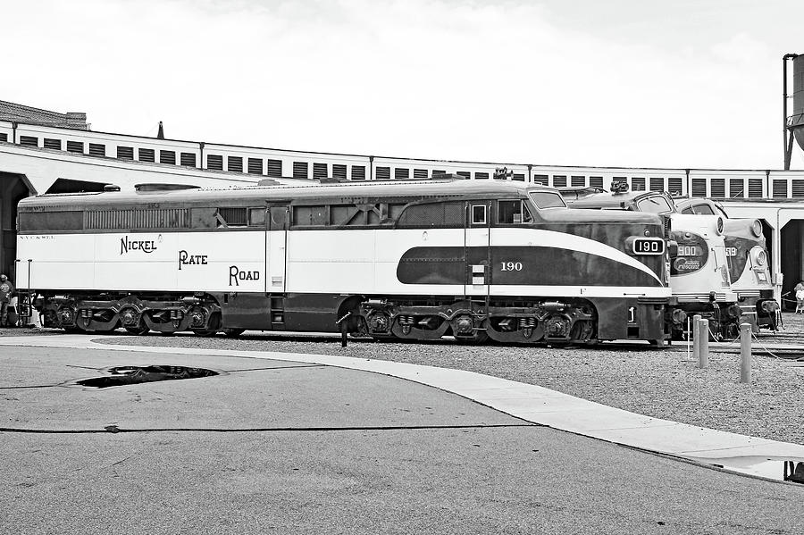 Streamliners At Spencer Nickel Plate 190 B W 20 Photograph