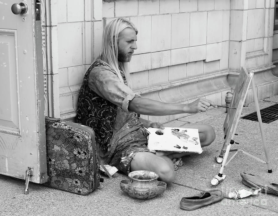 Black And White Photograph - Street Artist by Barbara McMahon