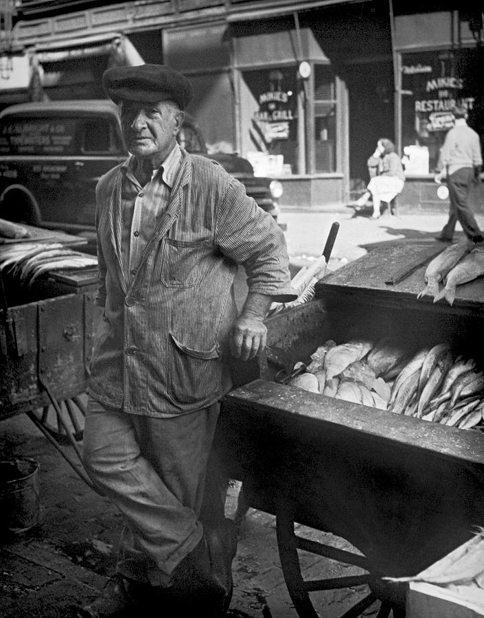 Street Fish Vendor Photograph by Underwood Archives