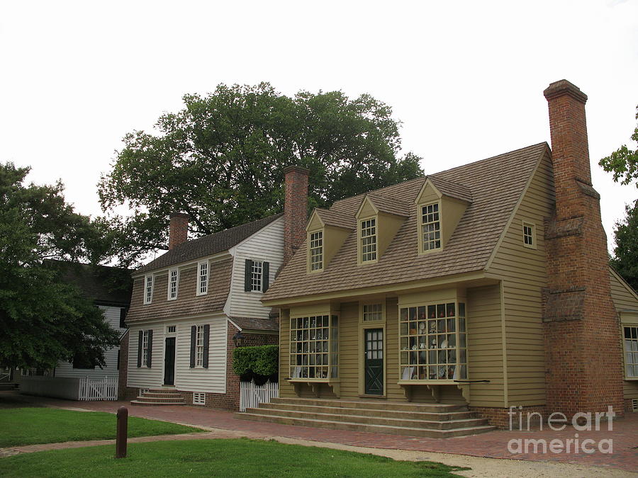Street Scene Colonial Williamsburg Photograph by Christiane Schulze Art And Photography