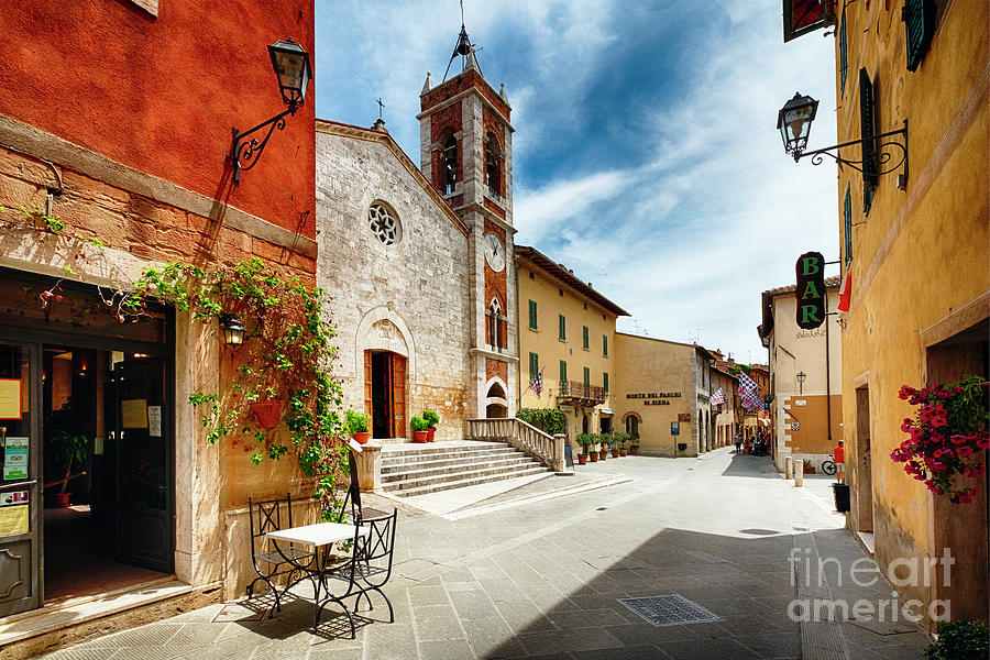 Street View in San Quirico Photograph by George Oze