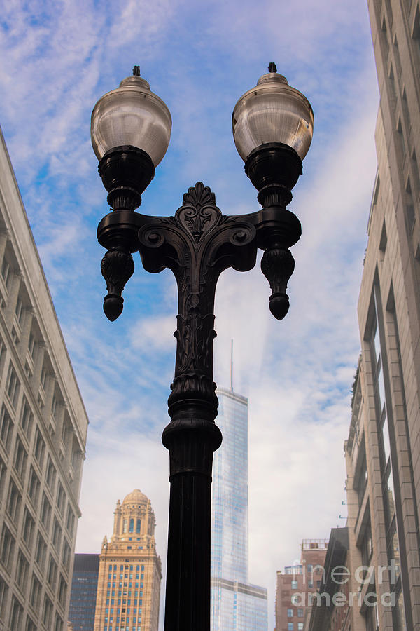 Streetlamp in downtown Chicago, Illinois  Photograph by Juli Scalzi