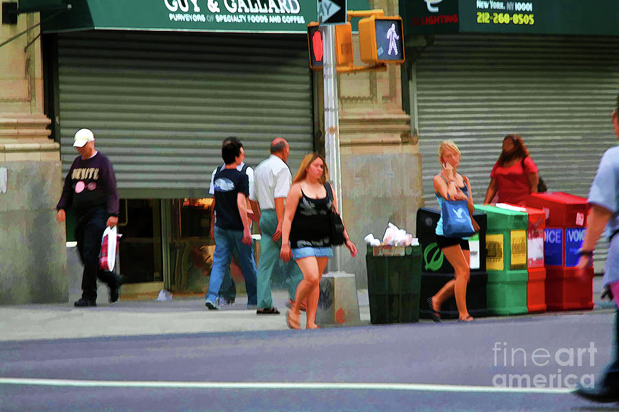 Streets of NYC People Life Paint  Photograph by Chuck Kuhn