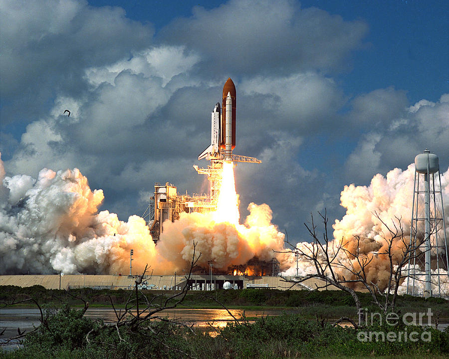 Sts-26, Space Shuttle Discovery Launch Photograph by Science Source