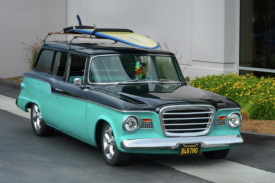 Stude Surf Wagon Photograph by Bill Dutting