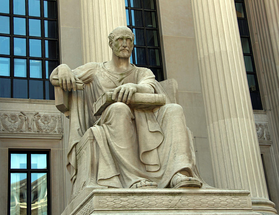 Study The Past Statue At The National Archives Photograph by Cora Wandel