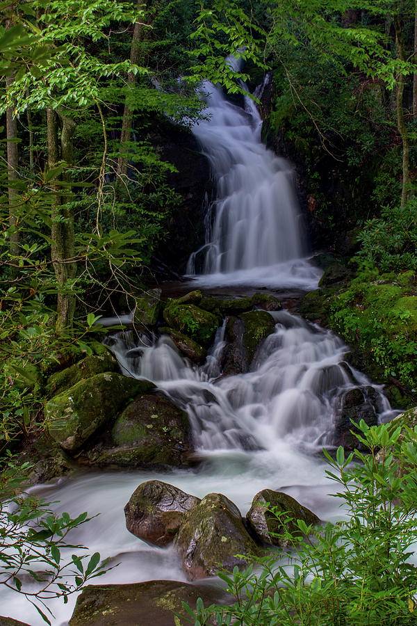 Stunning Waterfalls Photograph by Robert J Wagner