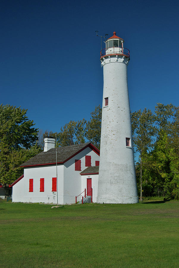 Sturgeon Point Light house 9411 Photograph by Michael Peychich
