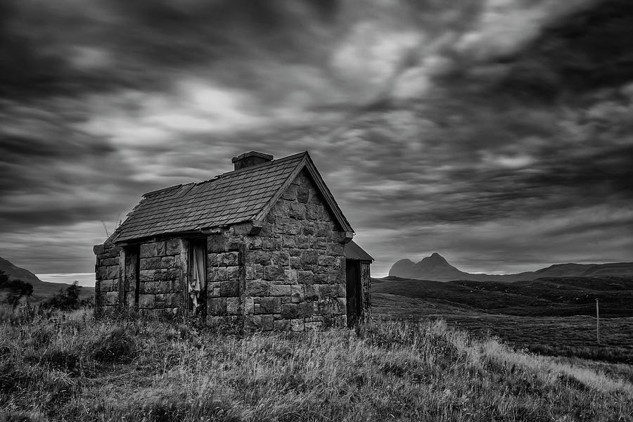 Suilven and the Old House at Elphin Photograph by Derek Beattie - Fine ...