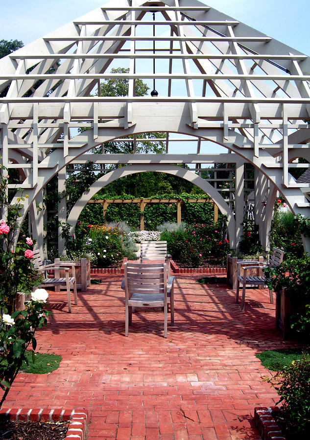 Summer Gazebo of Franklin Park Conservatory Photograph by Mindy Newman