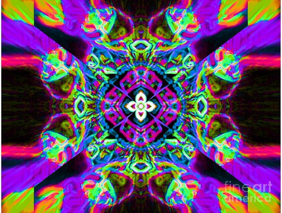 Abstract Digital Art - Sun Dial by Lorles Lifestyles Abstract Digital Art - Sun Dial by Lorles Lifestyles