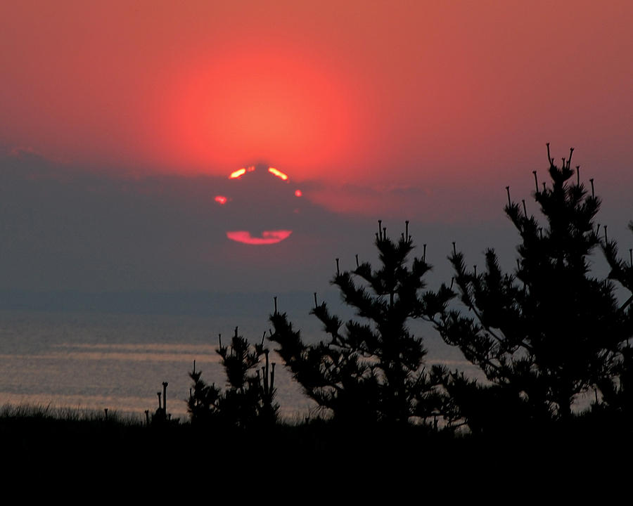 Sun Set Photograph - Sun Glow by Lisa Kane Sun Set Photograph - Sun Glow by Lisa Kane