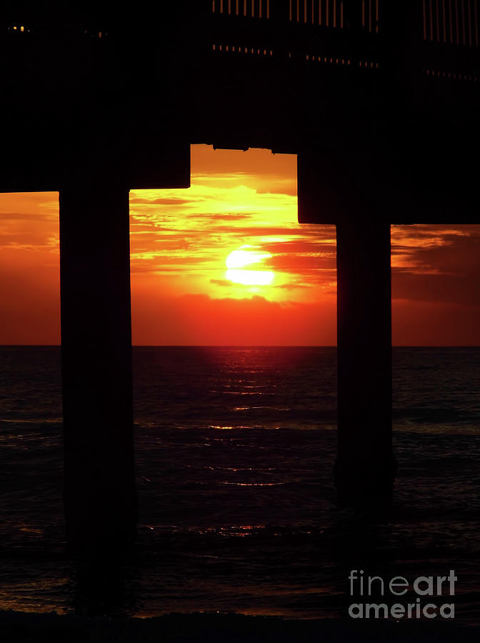 Sun Setting At The Pier Photograph by D Hackett