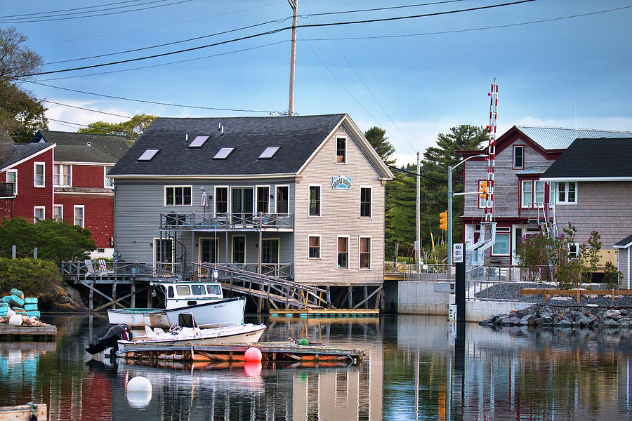 Sundown In South Bristol Maine Photograph by Eric Gendron
