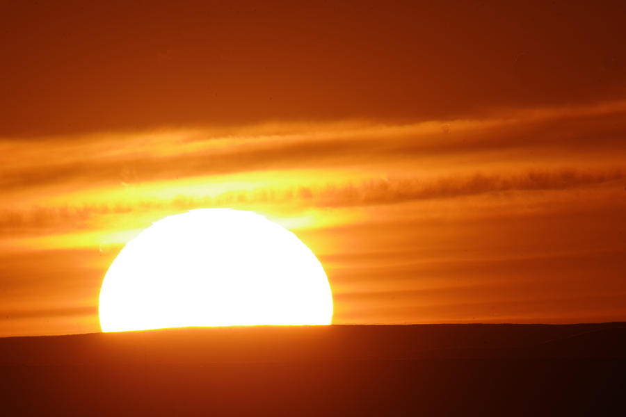 Sundown in the Dakotas Photograph by Jeff Swan