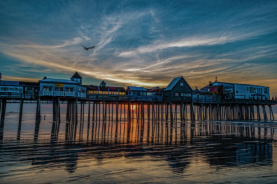 Old Orchard Beach Pier Photograph by Roni Chastain