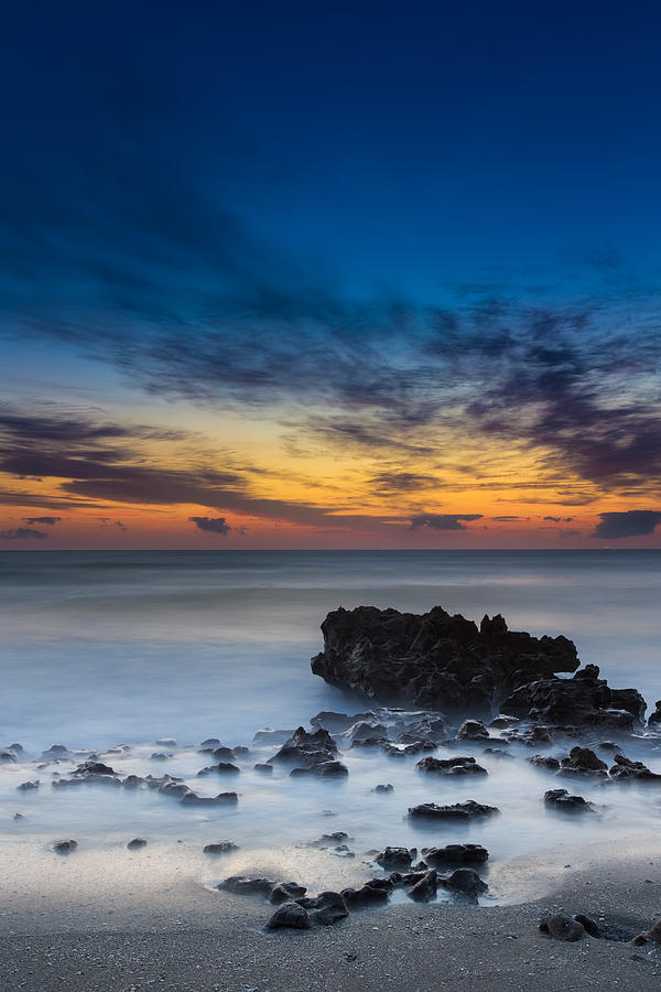 Sunrise at Coral Cove Park in Jupiter Vertical Photograph by Andres Leon