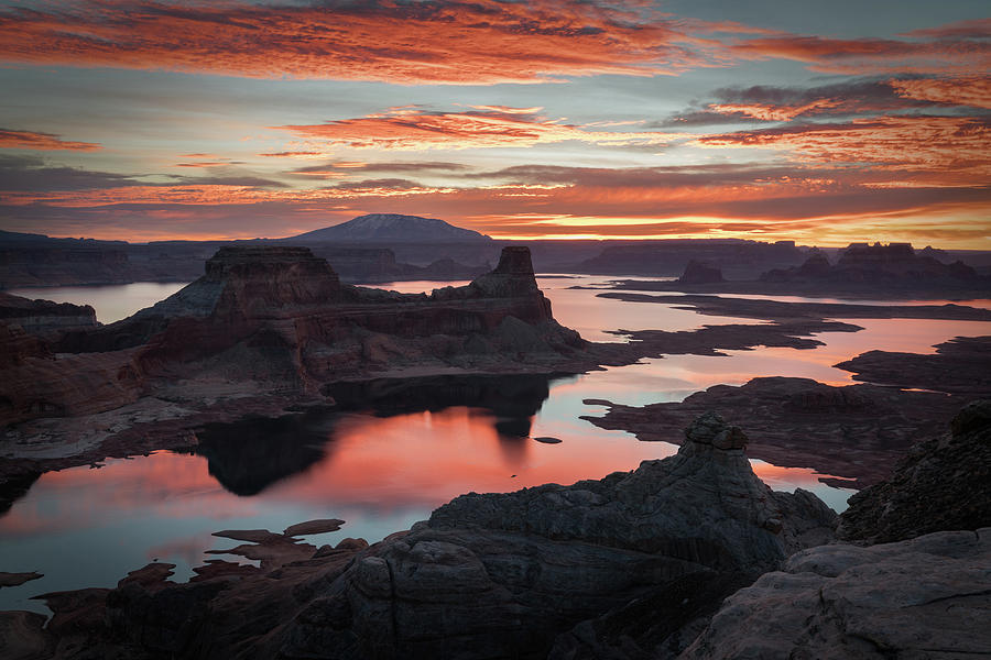 Sunrise at Lake Powell Photograph by James Udall