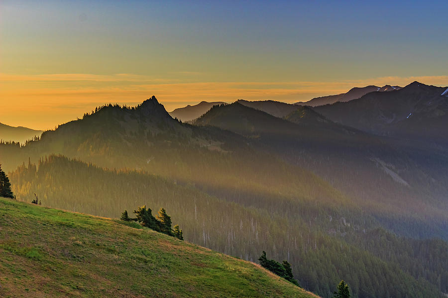 Sunrise at Obstruction Peak Photograph by Briand Sanderson