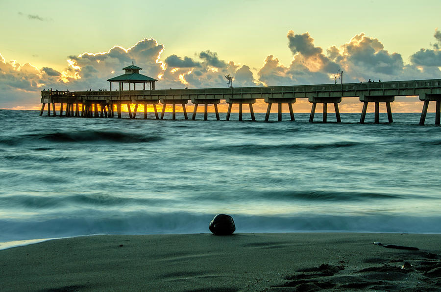 Sunrise at the pier Photograph by Wolfgang Stocker
