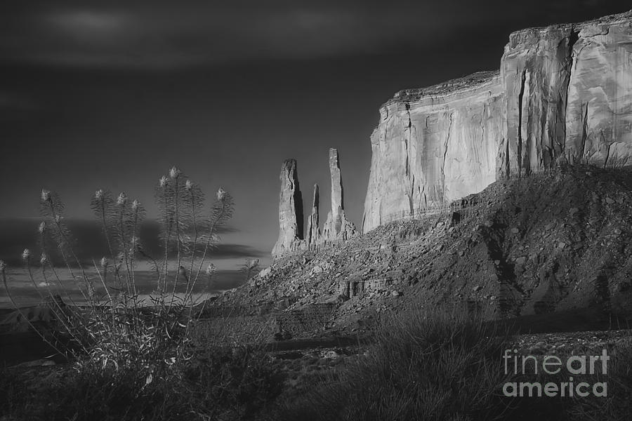 Black And White Photograph - Sunrise at Three Sisters Formation in Black and White by Priscilla Burgers