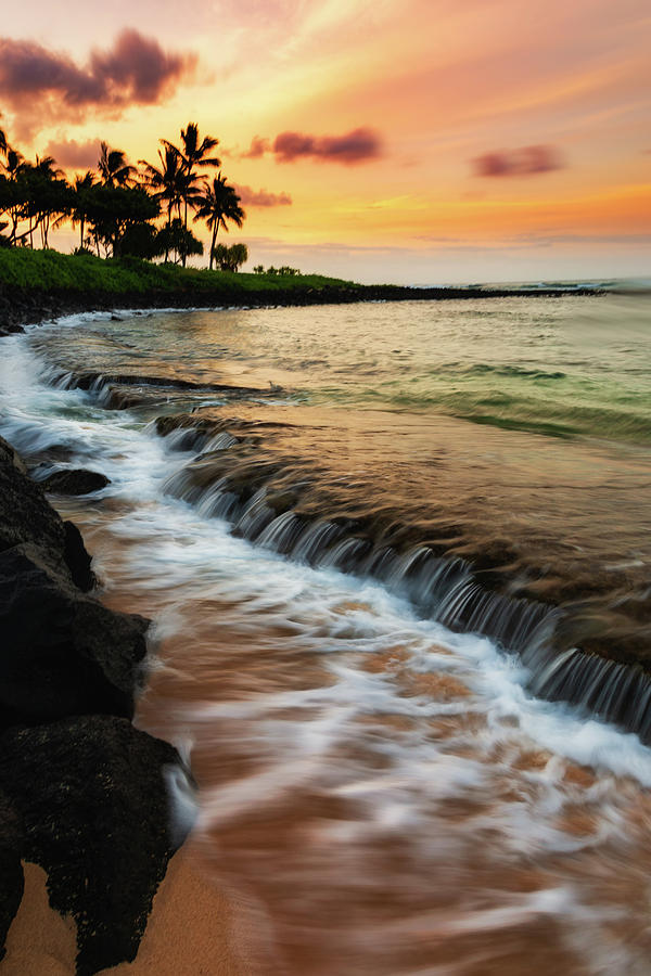 Sunset Photograph - Sunrise in Hawaii by Jeffrey Schwartz