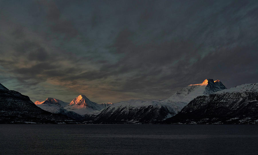 Sunrise in Lyngen II Photograph by Pekka Sammallahti