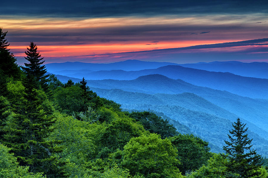 Sunrise in the Smoky Mountains Photograph by Stephen Stookey