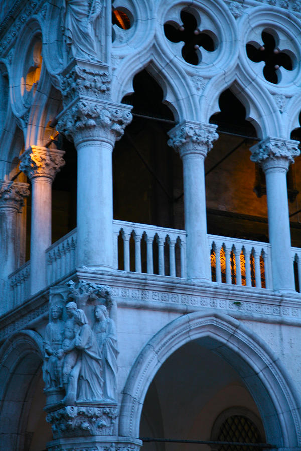 Doges Palace Photograph - Sunrise Magic In Venice by Ave Guevara Doges Palace Photograph - Sunrise Magic In Venice by Ave Guevara