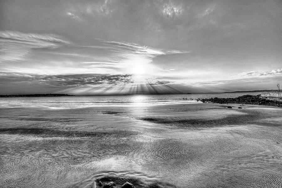 Sunrise Over Red Rock Park Lynn MA Kings Beach Black and White Photograph by Toby McGuire