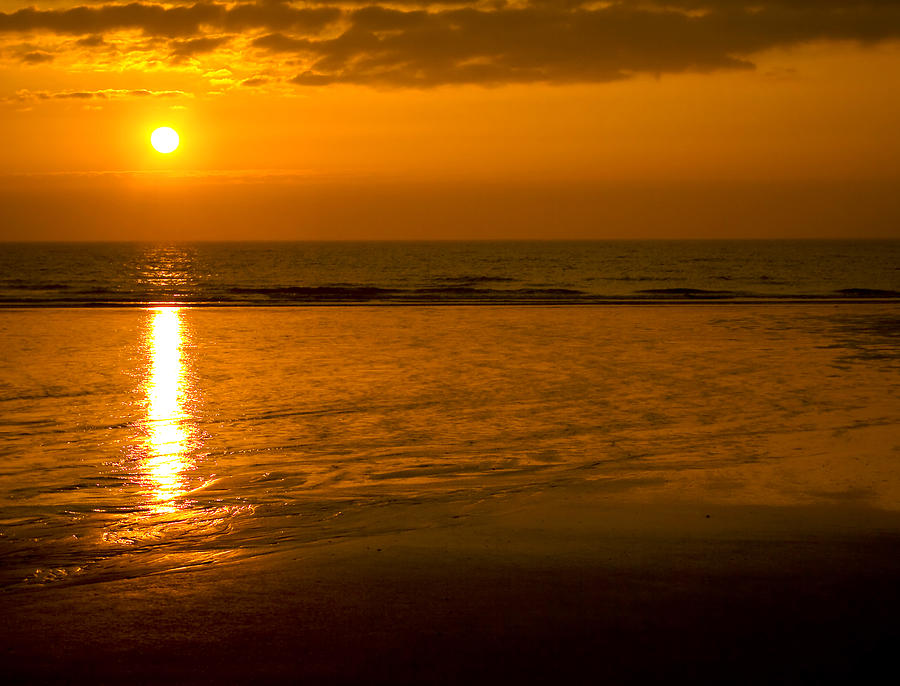 Sunrise over the ocean Photograph by Svetlana Sewell - Fine Art America