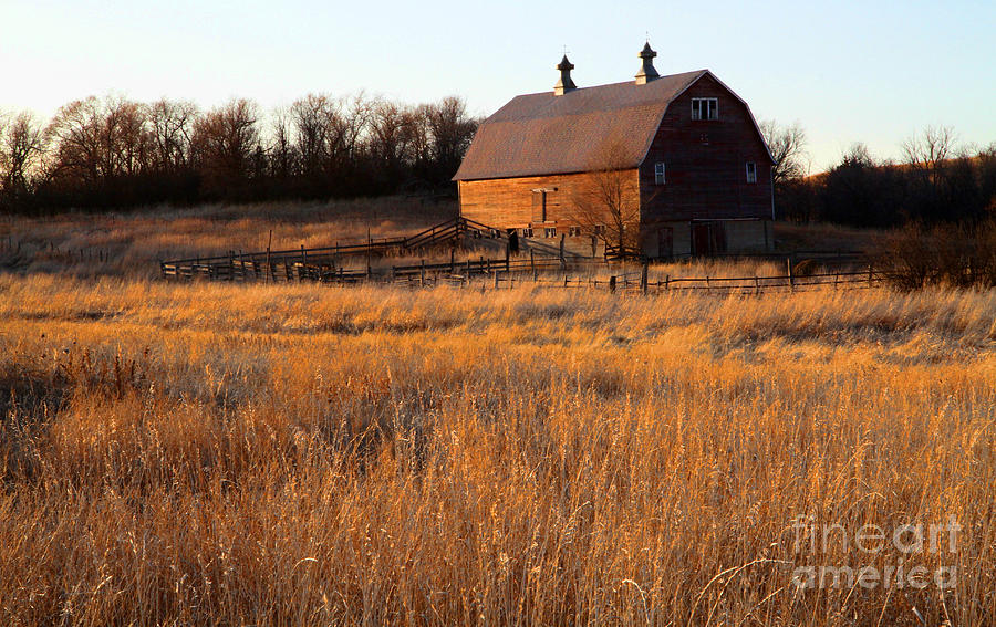 Sunset Photograph - Sunset and Barn by Edward R Wisell