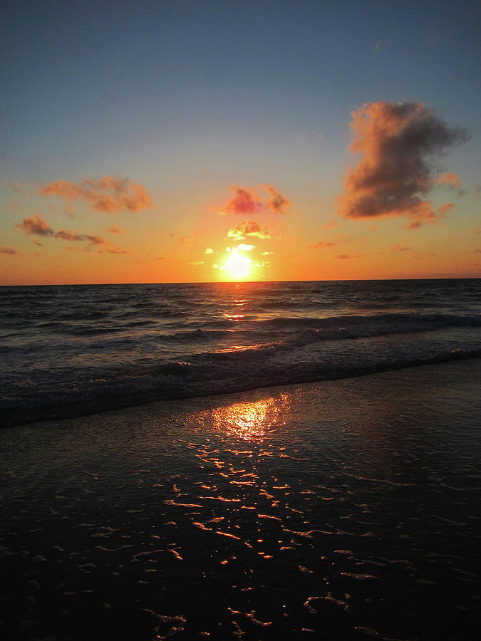 Sunset at Anna Maria Island Photograph by Marilyn Hunt