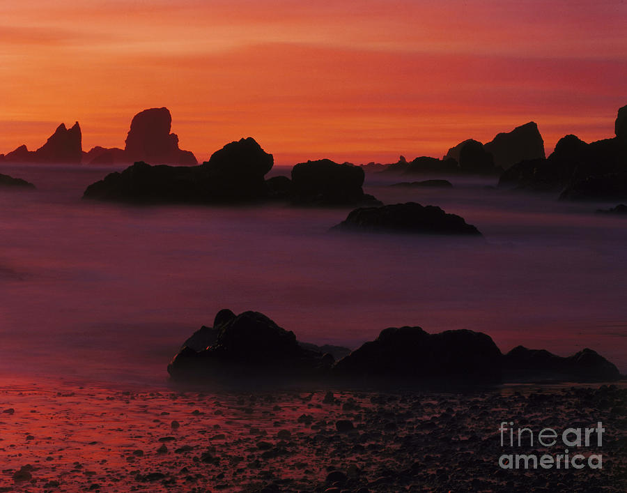 Sunset At Crescent Beach Photograph by Willard Clay