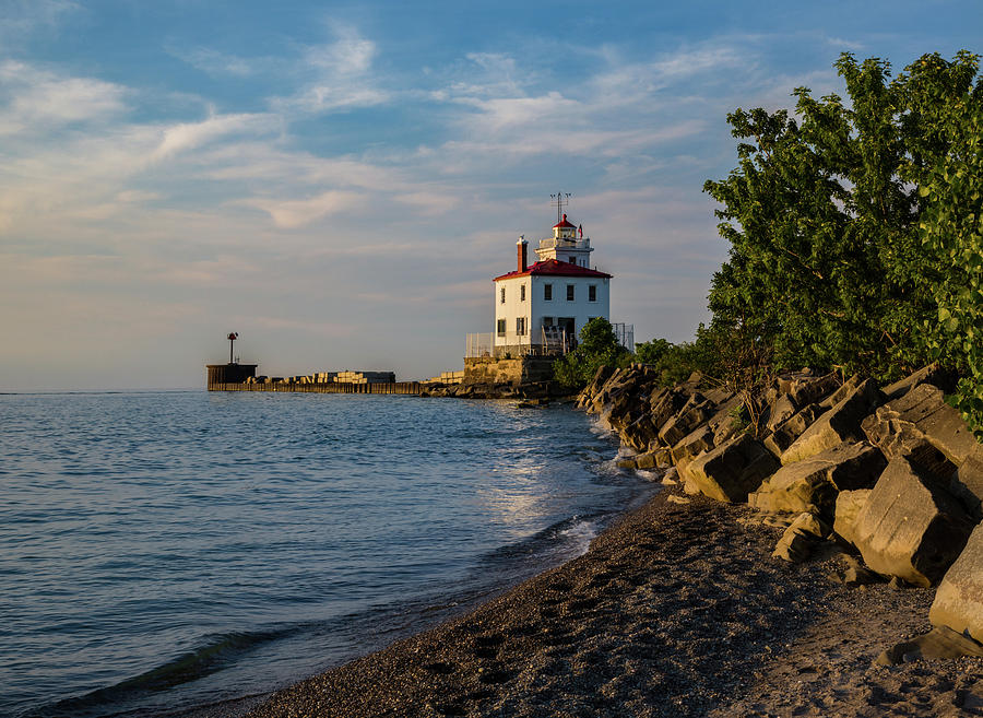 Sunset at Fairport Harbor Lighthouse Photograph by Dale Kincaid