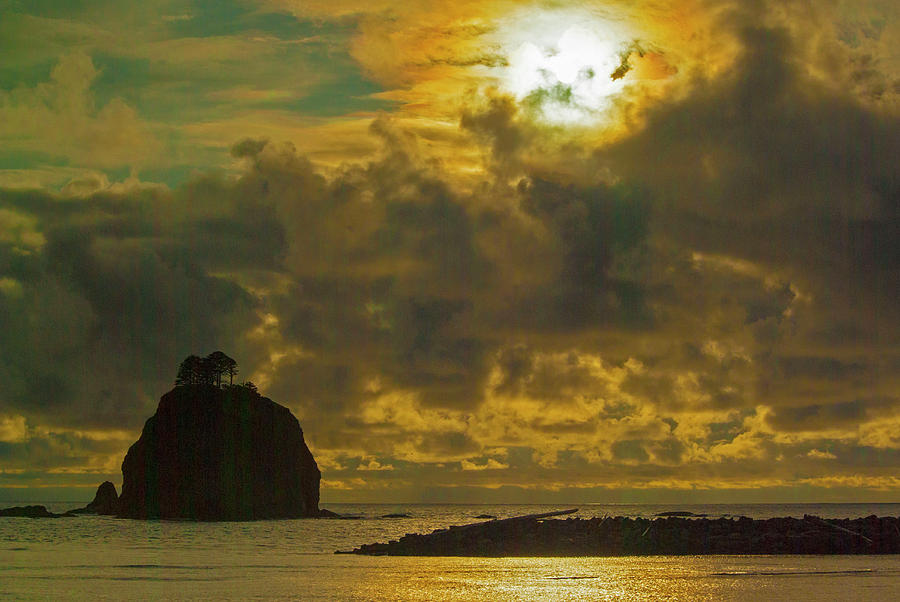 Sunset at Jones Island Photograph by Dale Stillman