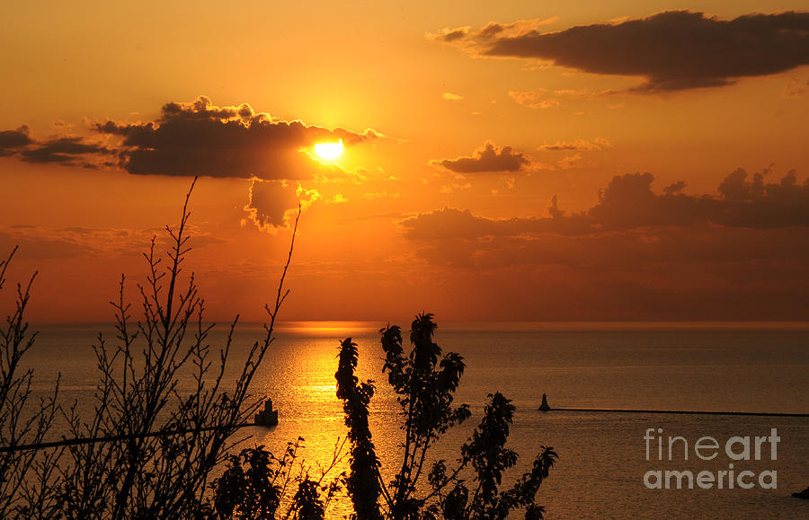 Sunset at Lake Huron Photograph by Joe Ng