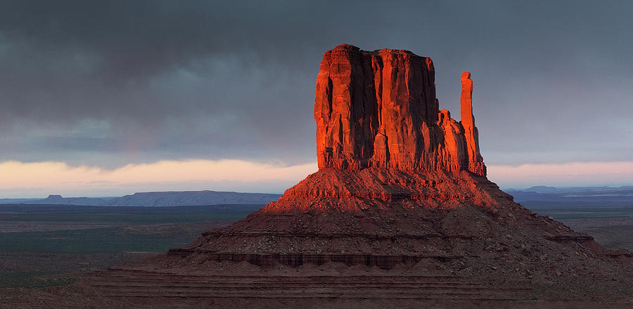 Sunset at Monument Valley Photograph by Art Cole
