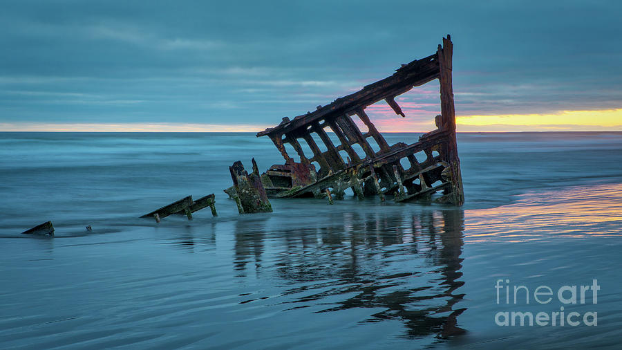 Sunset at Peter Iredale 1 Photograph by Jerry Fornarotto