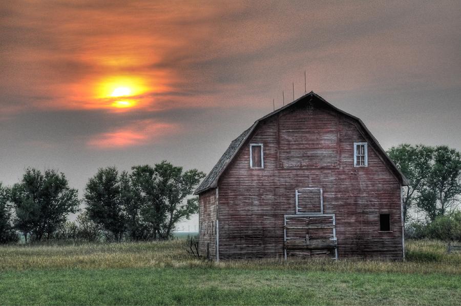 Sunset Barn Photograph by Dave Rennie - Fine Art America