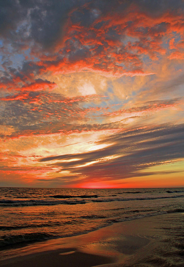 Sunset Beach Photograph by Dave Alexander