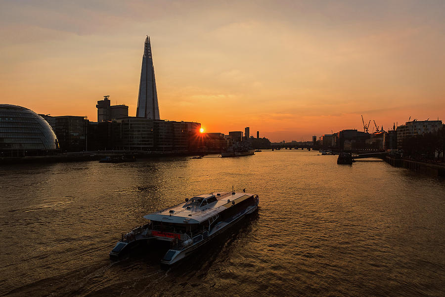 Sunset Cruise on the River Thames Photograph by Len Brook