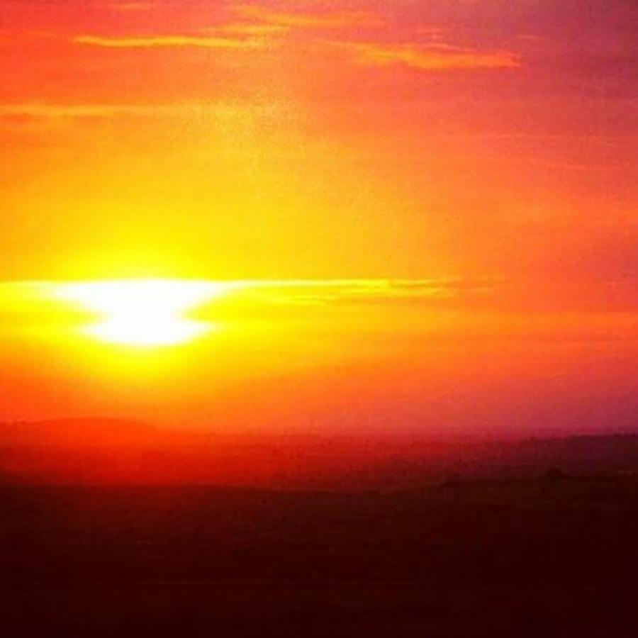 Sunset Photograph - Sunset From The Chiltern Hills by Elizabeth Whycer