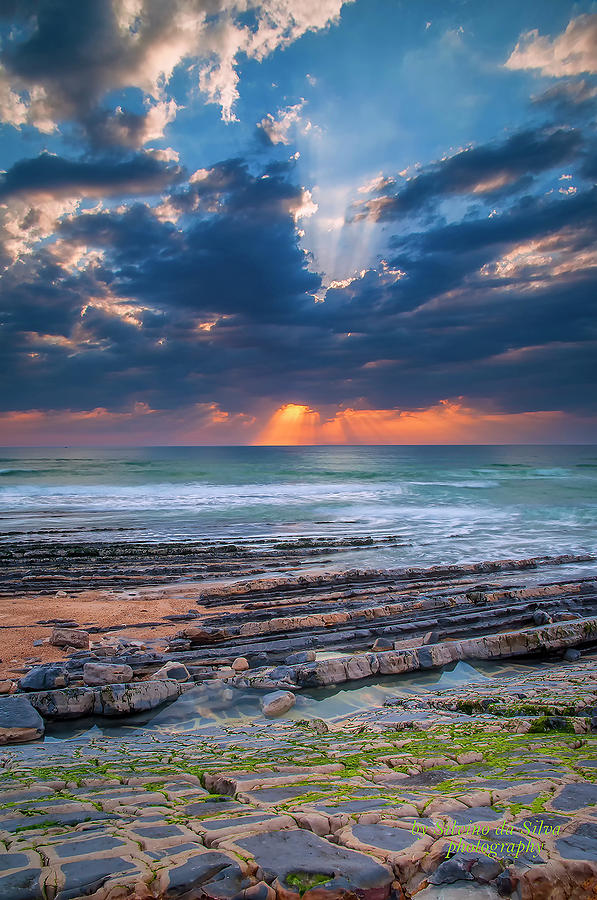 Sunset In Agua De Madeiros Beach. Marinha Grande, Leiria ...